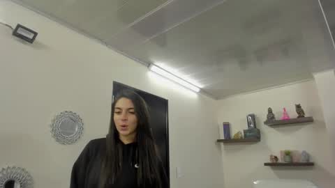 Maeve  online show from 01-02-25, 04:56