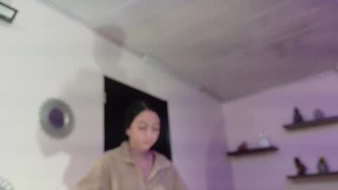 Maeve  online show from 02-04-26, 10:21