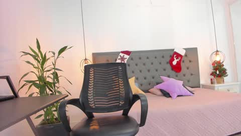 Alana online show from 12-08-24, 04:57