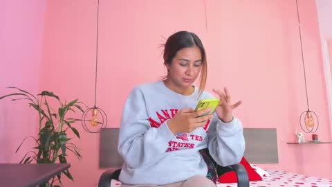 Alana online show from 02-15-25, 01:21