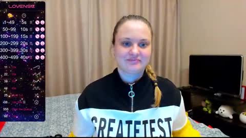 Snapshot of alanabrox chatting on 12-10-24, 04:56 Julia online show from 12-10-24, 04:56