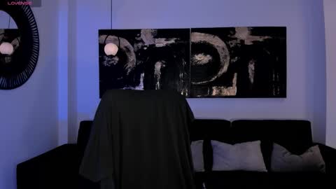 Alana online show from 11-17-25, 11:49