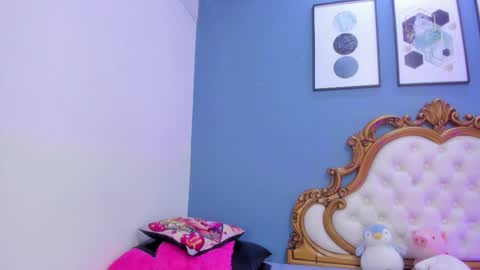 Snapshot of alanajones1 chatting on 09-14-25, 04:06 alana online show from 09-14-25, 04:06