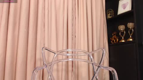 Alana  online show from 01-10-25, 04:12