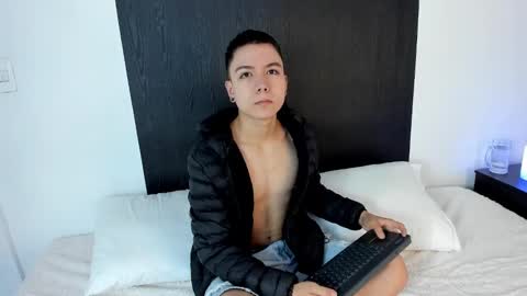 Snapshot of alanblack1 chatting on 01-28-25, 12:22 alanblack1 online show from 01-28-25, 12:22