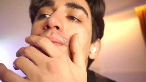 idenavarre online show from 12-17-24, 10:43