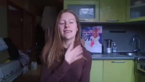 Snapshot of alane26 chatting on 03-02-25, 12:22 Elisa online show from 03-02-25, 12:22