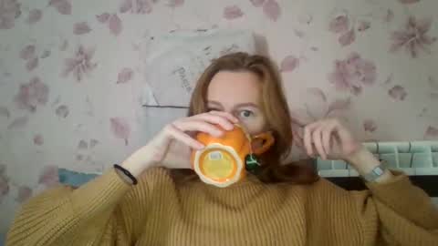 Snapshot of alane26 chatting on 10-02-25, 08:32 Elisa online show from 10-02-25, 08:32