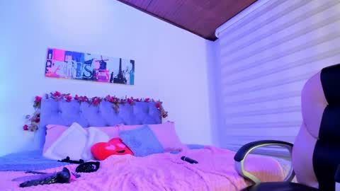 Alanna online show from 02-20-25, 06:06