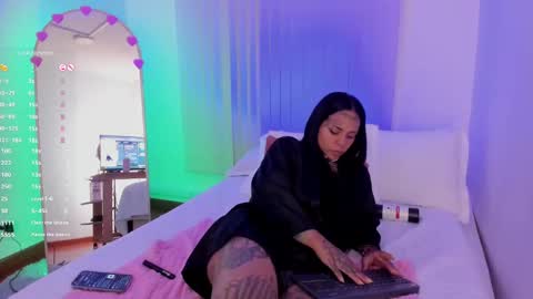 Alanna online show from 03-08-25, 07:05