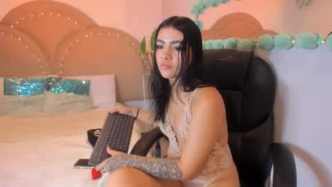 Snapshot of alanna_blaze chatting on 10-10-25, 12:59 alanna_blaze online show from 10-10-25, 12:59