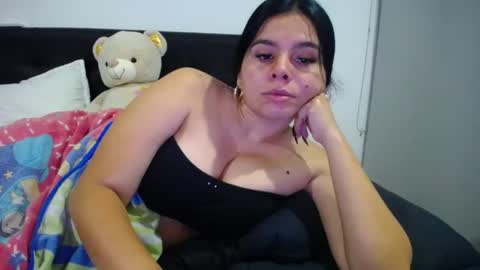 alanna_new1 online show from 02-17-25, 10:51