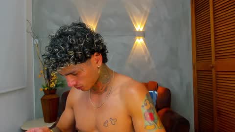 Snapshot of alanrodgers2_0 chatting on 12-03-24, 03:41 alan online show from 12-03-24, 03:41