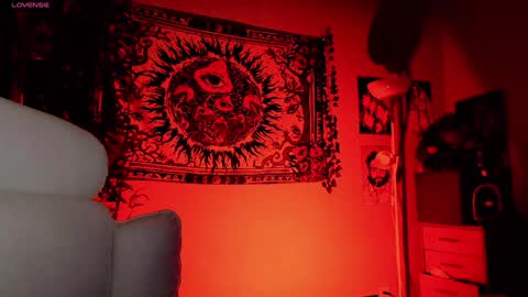 alaska_chan_ online show from 02-02-25, 06:53