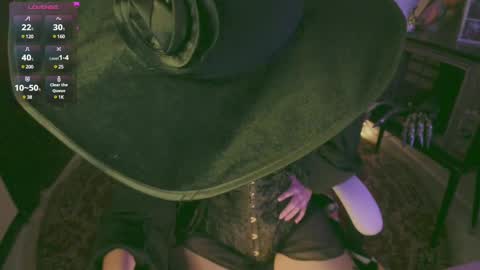 Snapshot of alaskagrace chatting on 03-08-25, 02:55 Alaska Grace       online show from 03-08-25, 02:55