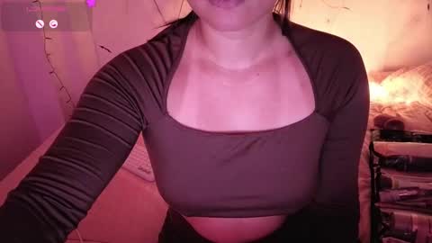 alba_toro535670 online show from 10-17-25, 12:30