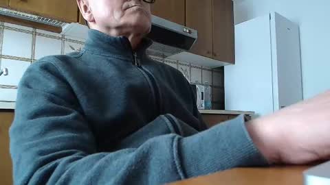 alberto21618 online show from 03-01-26, 03:47