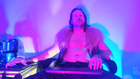 Snapshot of albinoadonis chatting on 11-01-25, 04:14 albinoadonis online show from 11-01-25, 04:14