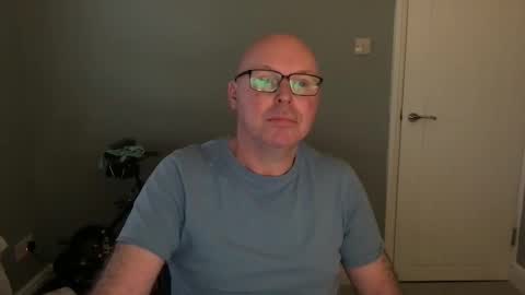 Snapshot of alc300170 chatting on 03-10-25, 07:42 alc300170 online show from 03-10-25, 07:42