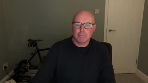 Snapshot of alc300170 chatting on 10-06-25, 06:00 alc300170 online show from 10-06-25, 06:00