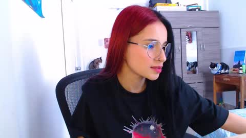 Ale  online show from 09-13-25, 06:51
