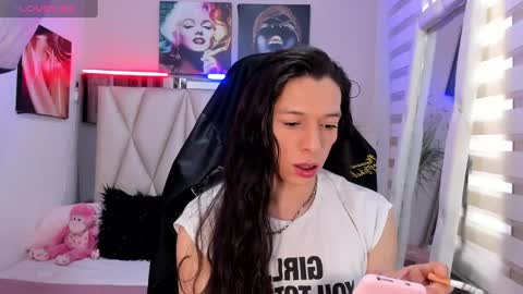 Snapshot of ale_noah_xxx chatting on 12-31-24, 07:40 ale_noah_xxx online show from 12-31-24, 07:40