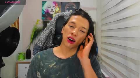 Snapshot of ale_noah_xxx chatting on 03-12-25, 11:33 ale_noah_xxx online show from 03-12-25, 11:33