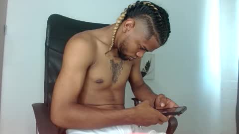 Snapshot of ale_squirt333 chatting on 02-13-26, 02:24 ale_squirt333 online show from 02-13-26, 02:24