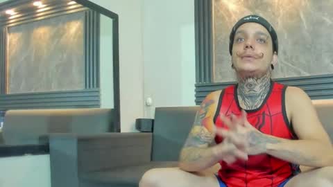 Juan de Dios Independent Model online show from 12-19-25, 12:23