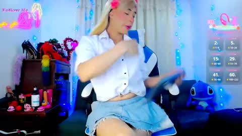 Snapshot of aleexx___ chatting on 02-01-26, 10:14 Alex online show from 02-01-26, 10:14