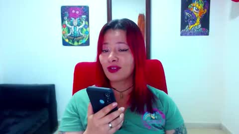 aleja online show from 11-21-25, 08:18