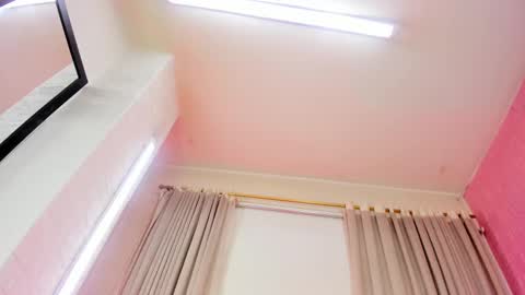 Aleja Hill online show from 02-12-25, 05:58