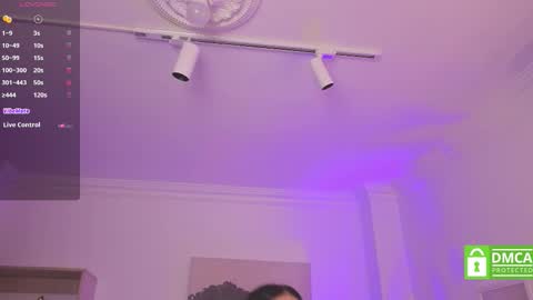 Alejandra online show from 10-18-25, 11:44