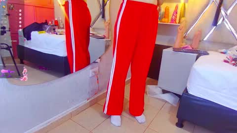 Snapshot of alejandra_martinss chatting on 11-05-25, 03:06 alejandra martins online show from 11-05-25, 03:06