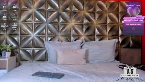 Snapshot of alejandrostorm chatting on 01-28-25, 01:08 Alejo online show from 01-28-25, 01:08