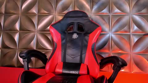 Snapshot of alejandrostorm chatting on 02-17-25, 01:58 Alejo online show from 02-17-25, 01:58