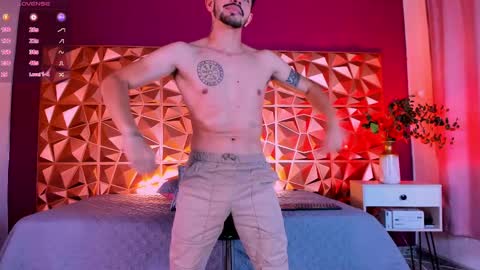 Snapshot of alejandrostorm chatting on 03-04-25, 10:05 Alejo online show from 03-04-25, 10:05