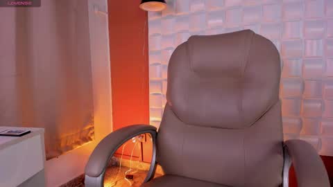 Snapshot of alejandrostorm chatting on 02-26-26, 10:20 Alejo online show from 02-26-26, 10:20