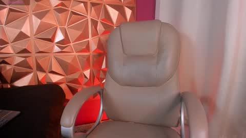 Snapshot of alejandrostorm chatting on 03-01-26, 01:40 Alejo online show from 03-01-26, 01:40