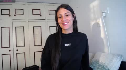 Snapshot of alejaxxxhot chatting on 10-17-25, 10:23 alejaxxxhot online show from 10-17-25, 10:23