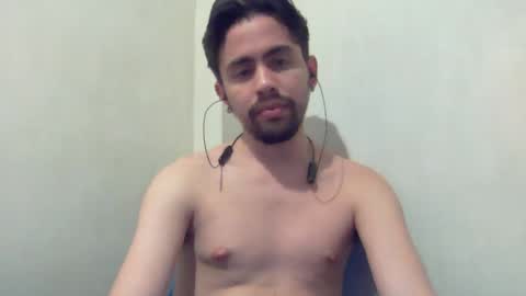 Snapshot of alejo_shy chatting on 12-19-24, 07:07 alejo_shy online show from 12-19-24, 07:07