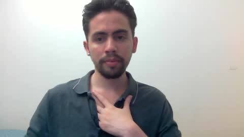 Snapshot of alejo_shy chatting on 01-06-25, 05:19 alejo_shy online show from 01-06-25, 05:19