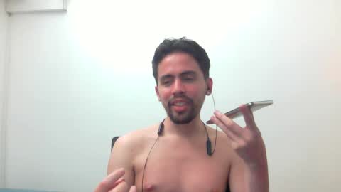 Snapshot of alejo_shy chatting on 01-11-25, 02:41 alejo_shy online show from 01-11-25, 02:41