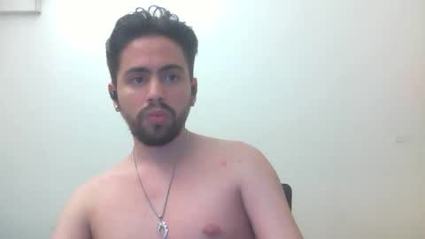 Snapshot of alejo_shy chatting on 10-13-25, 12:10 alejo_shy online show from 10-13-25, 12:10