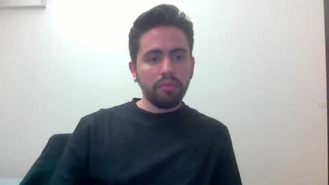 Snapshot of alejo_shy chatting on 10-18-25, 09:26 alejo_shy online show from 10-18-25, 09:26