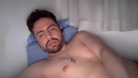 Snapshot of alejo_shy chatting on 11-16-25, 09:15 alejo_shy online show from 11-16-25, 09:15