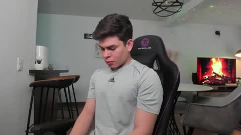 Snapshot of alejoo_twink chatting on 02-27-25, 07:15 ONLYFANS Alejoo twink online show from 02-27-25, 07:15