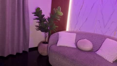 Snapshot of alejostonevg chatting on 02-16-26, 07:43 Alejo online show from 02-16-26, 07:43