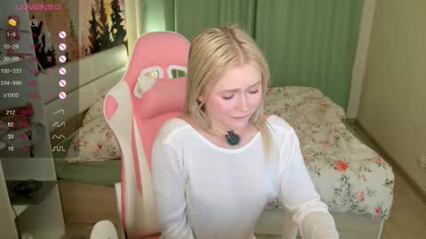 Snapshot of aleksalore chatting on 10-20-25, 03:07 Lexi online show from 10-20-25, 03:07