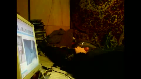 Snapshot of alekss4 chatting on 12-25-24, 08:40 alekss4 online show from 12-25-24, 08:40